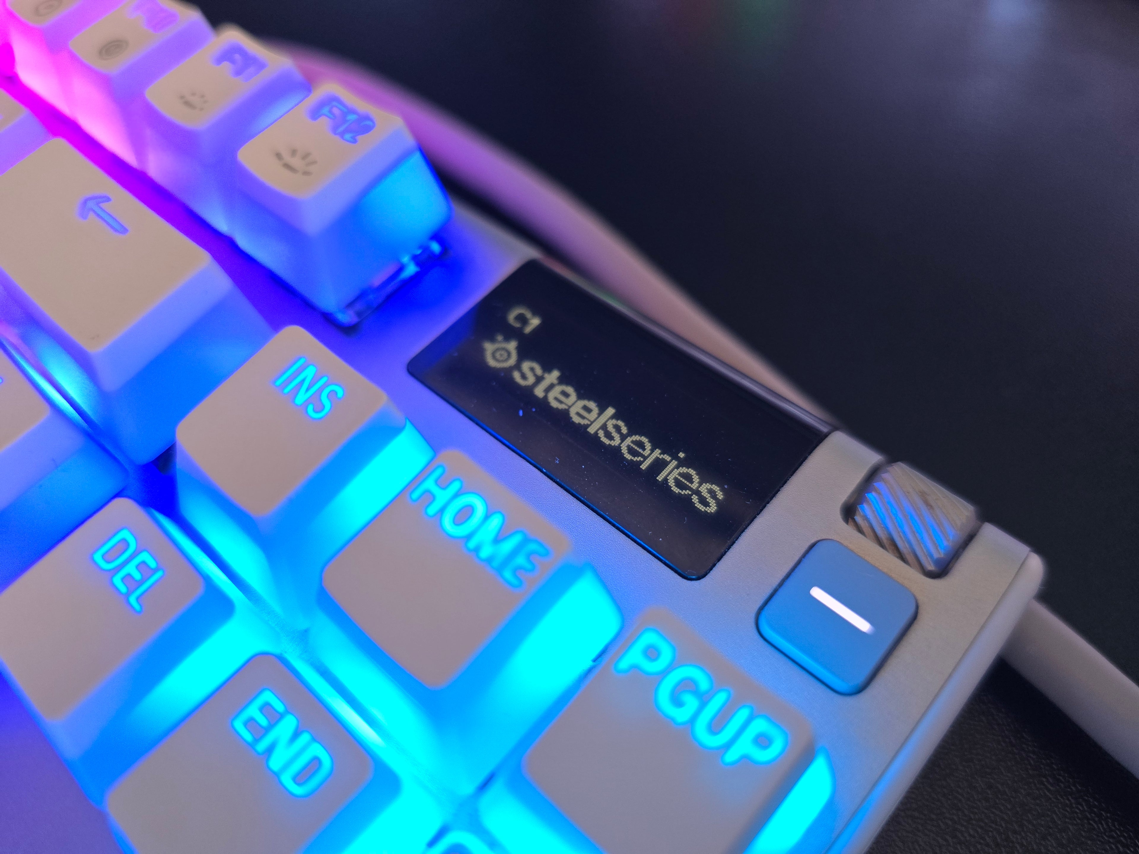 SteelSeries Apex 7 TKL Ghost Edition (Limited)