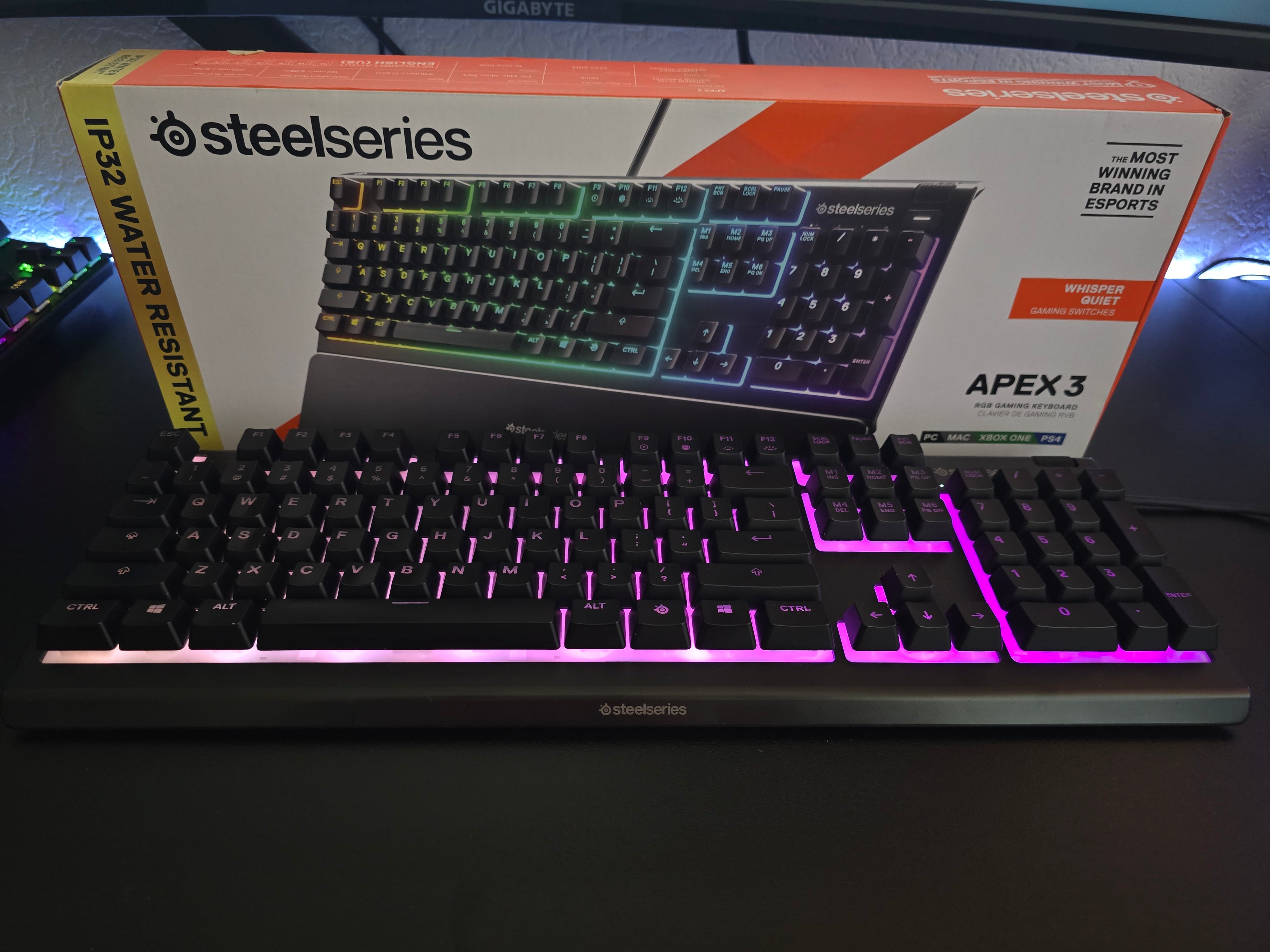 SteelSeries Apex 3