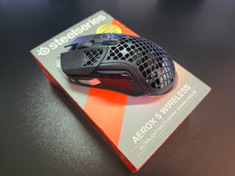 SteelSeries Aerox 5 Wireless 1