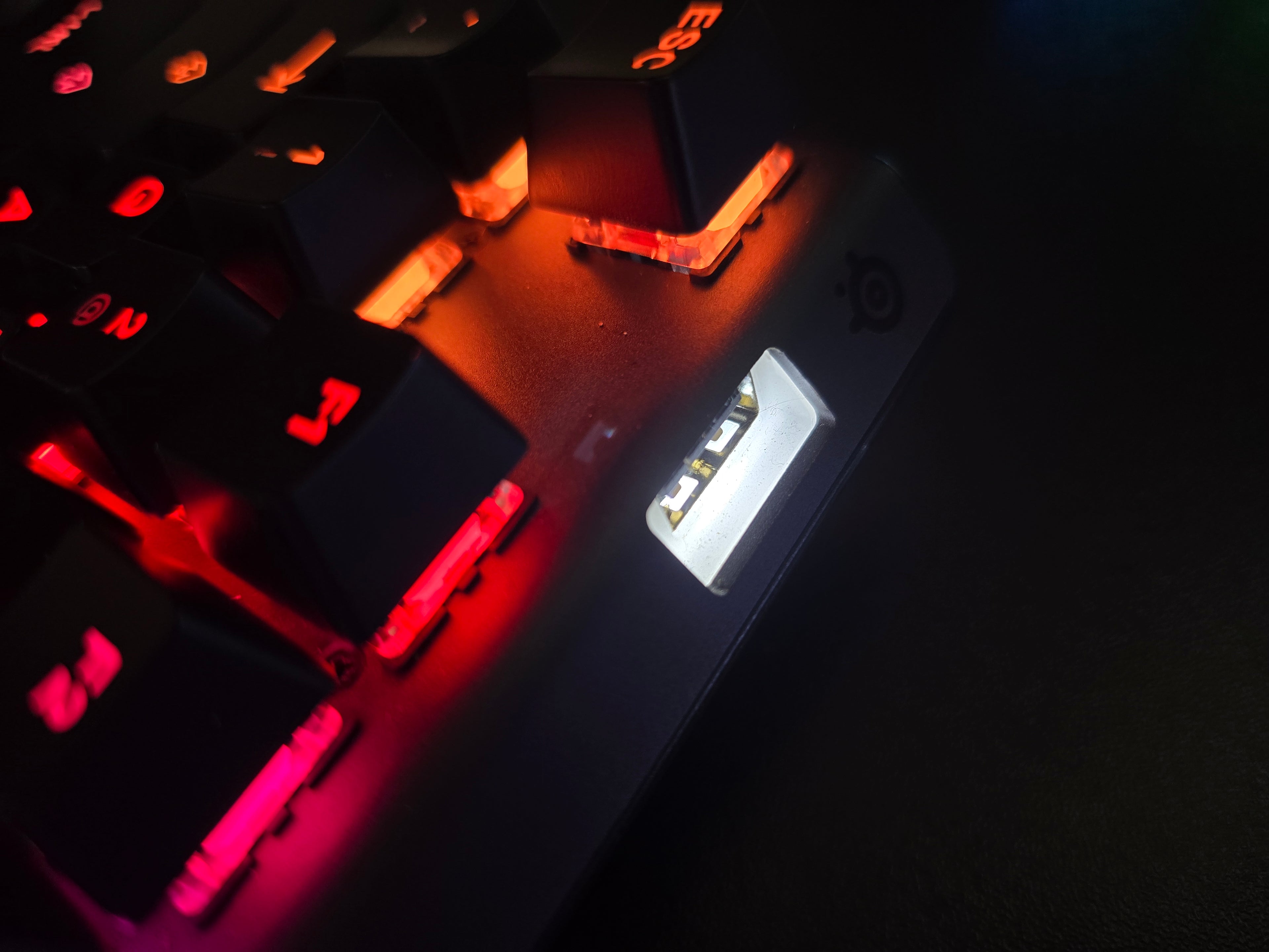 SteelSeries Apex 7 TKL