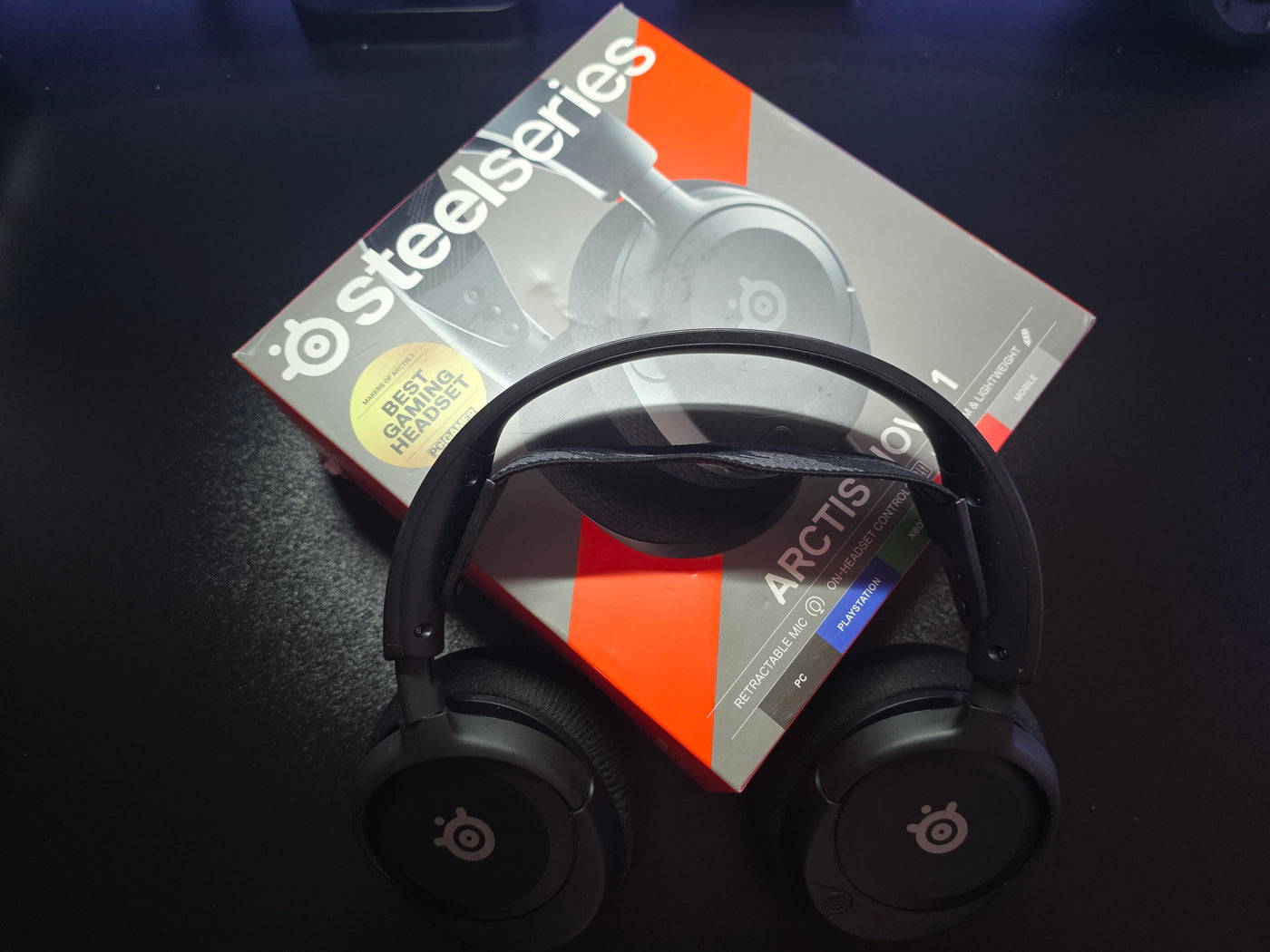 SteelSeries Arctis Nova 1 (Juoda)