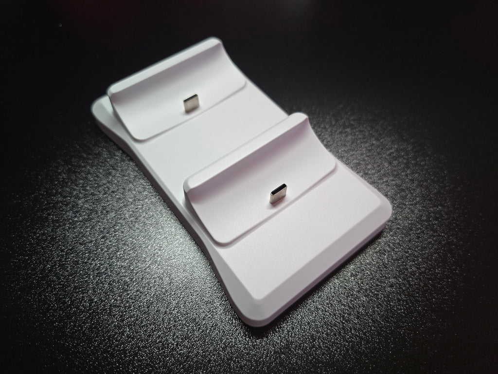 PS5 DualSense pultelių krovimo stotelė — dviguba, su USB-C laidu