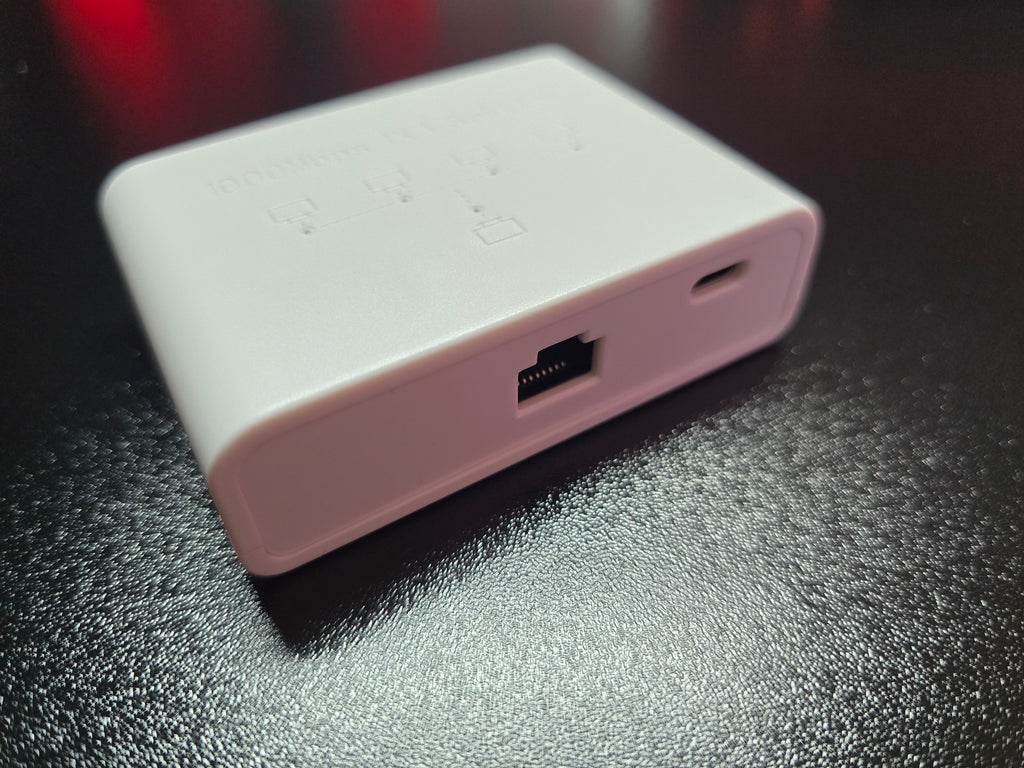 Gigabit Ethernet Spliteris 1x4 — 1000Mbps su USB-C maitinimu