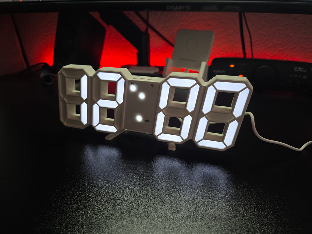 LED Stalinis Laikrodis