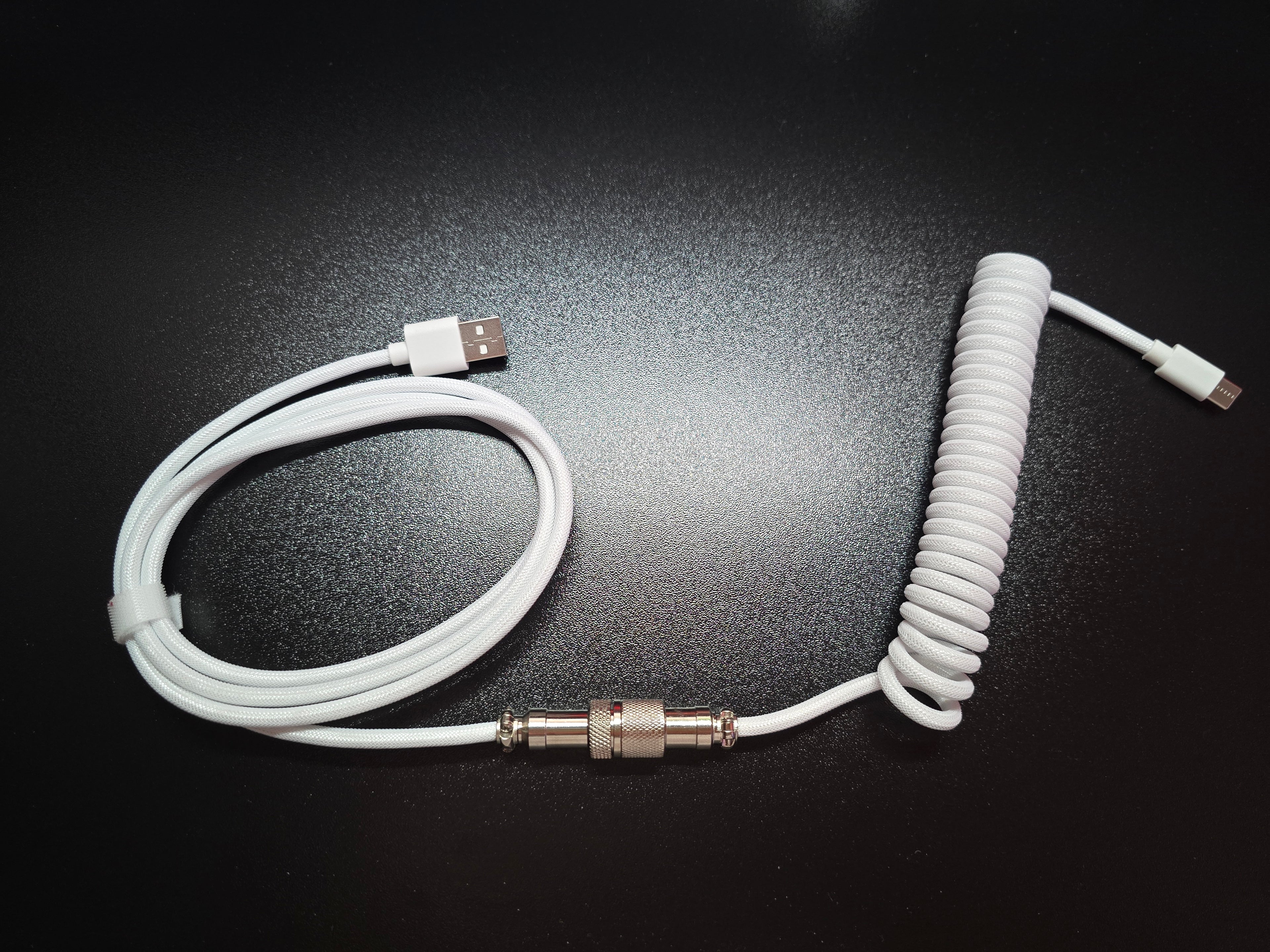 Spiralinis Coil Laidas Klaviatūrai — USB-A į USB-C su GX16 jungtimi