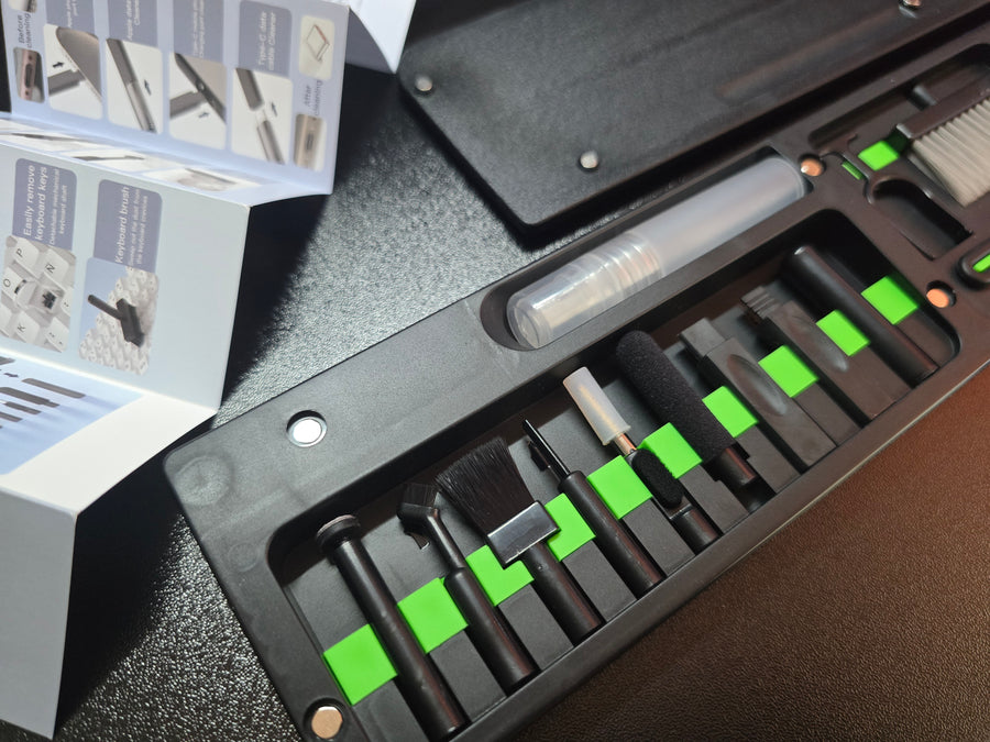 22 in 1 Elektronikos valymo rinkinys su riešo atrama ir magnetiniu dėklu