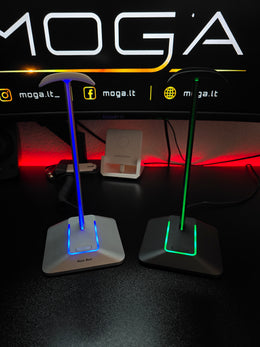 RGB ausinių stovas su USB 7