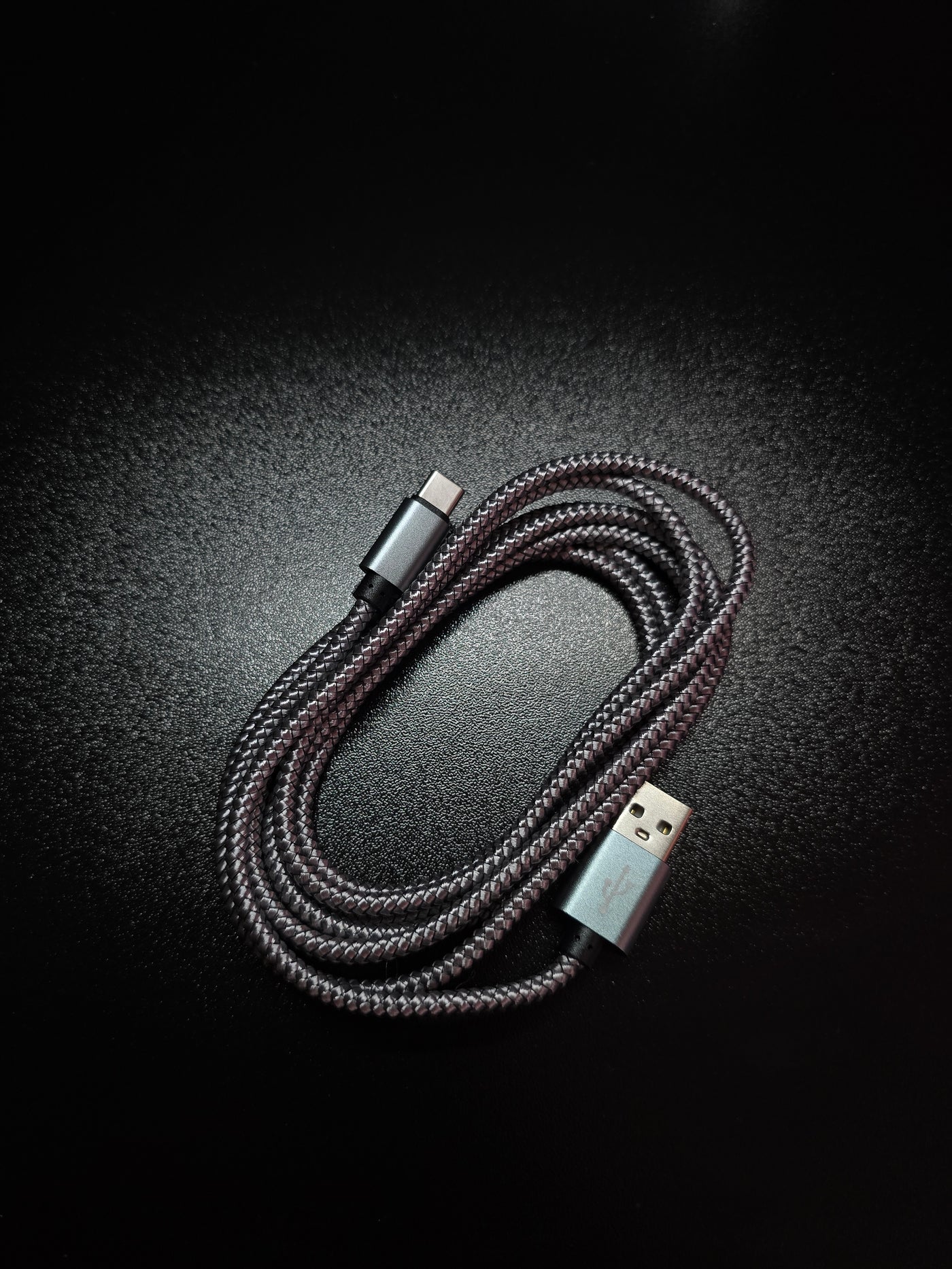 Pintas USB-A į USB-C laidas — nailono pynimas, greitas įkrovimas