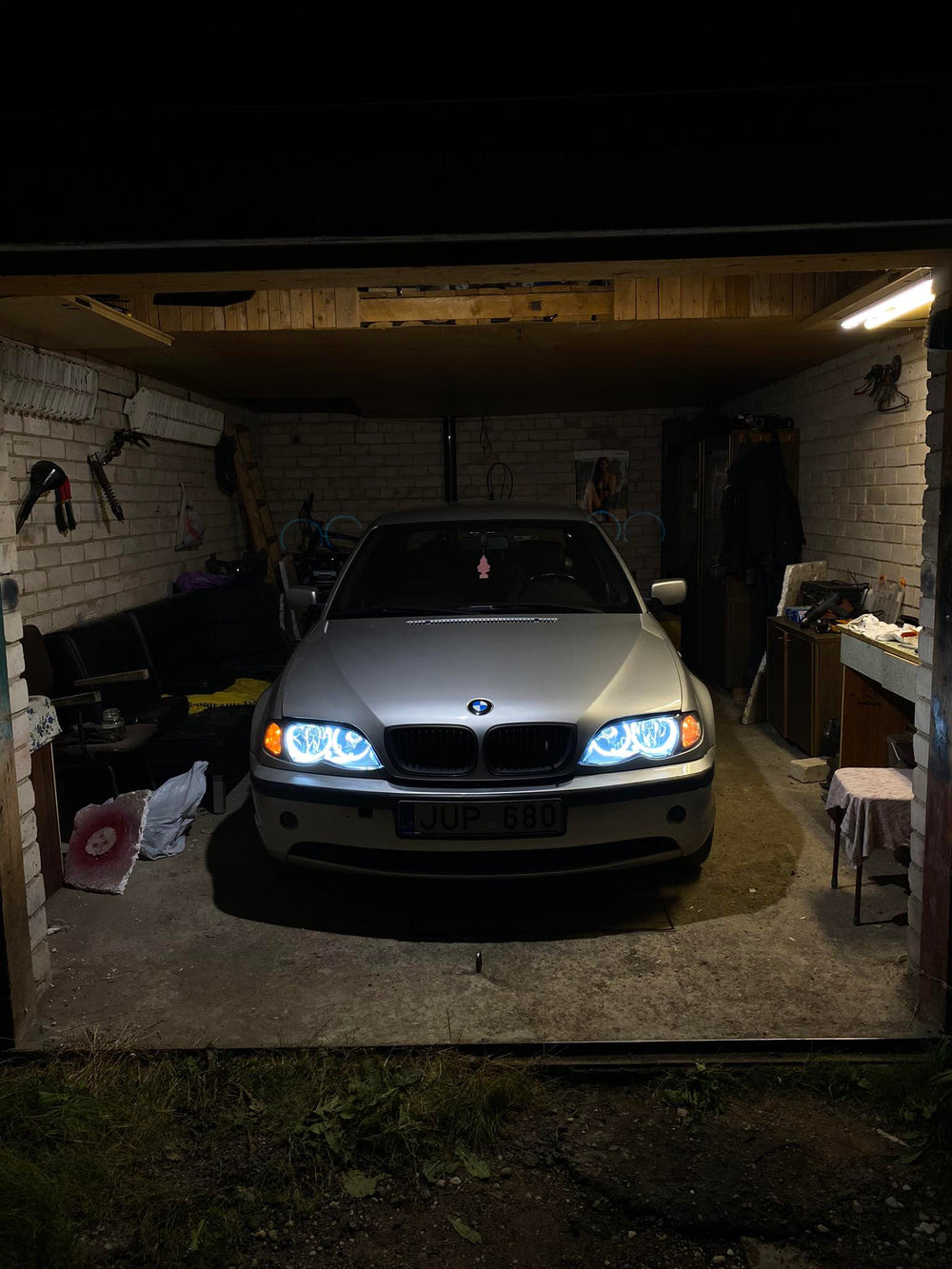 BMW E46 - Cotton Angel Eyes