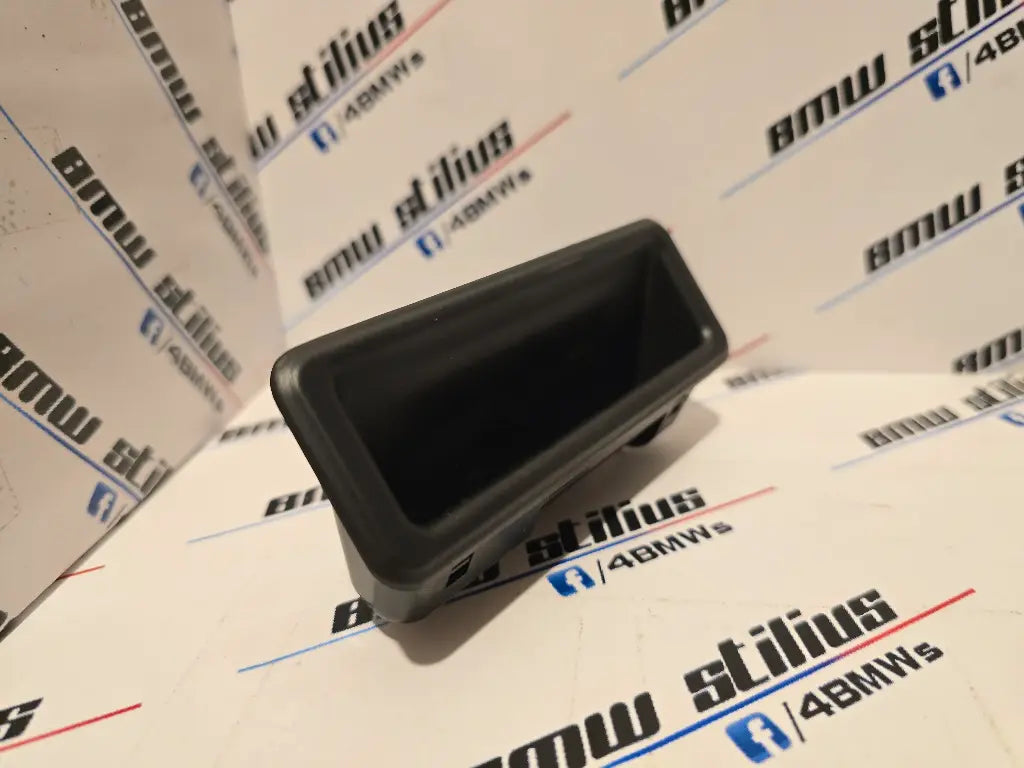 Bagažinės atidarymo mygtukas